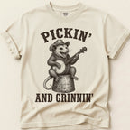 Pickin And Grinnin Possum T-Shirt on Ivory