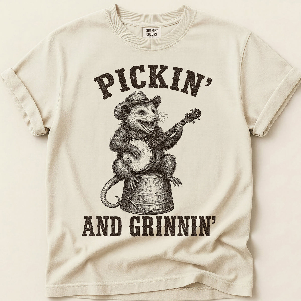 Pickin And Grinnin Possum T-Shirt on Ivory